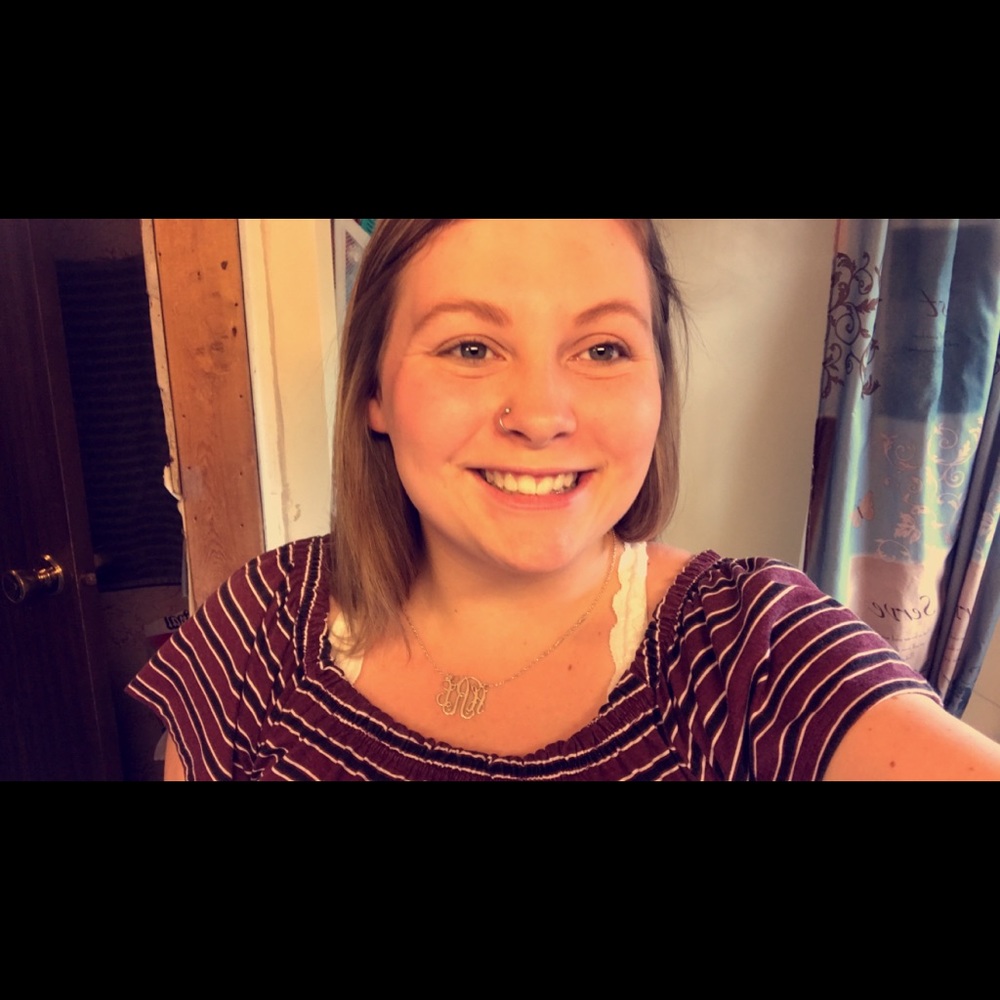 Meet your Posher, Hannah